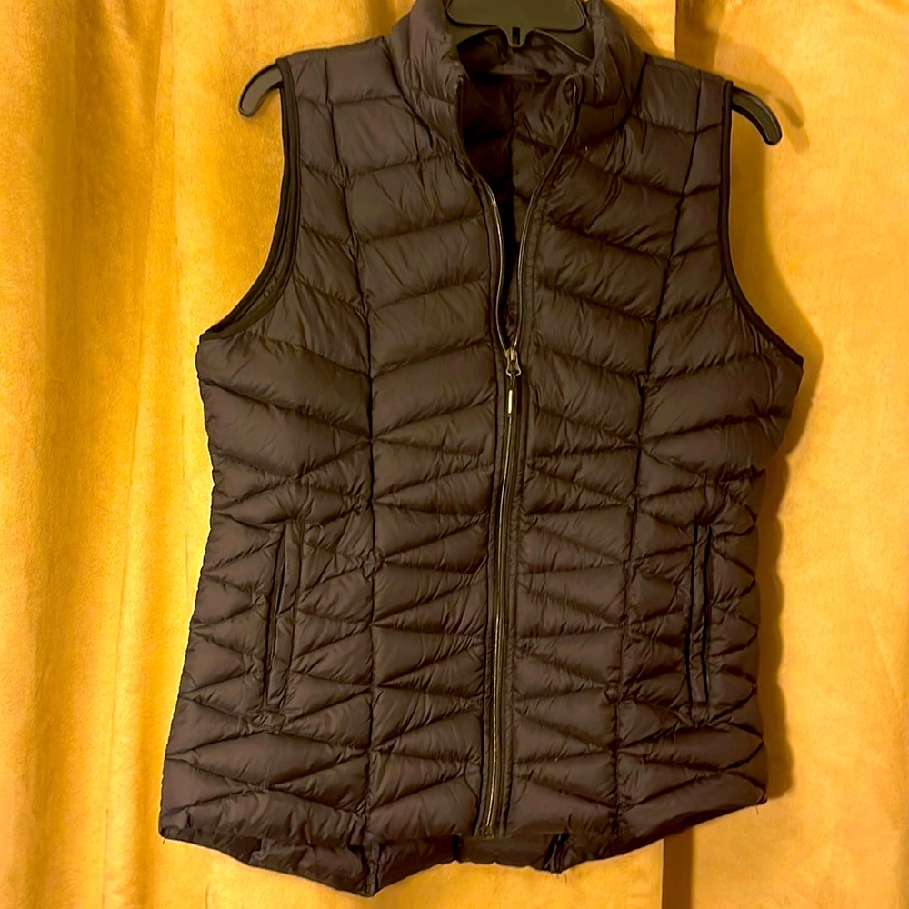 Black Bubble Vest